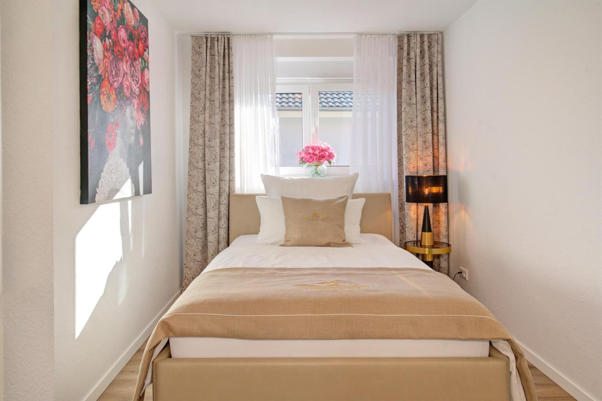 BlumenRaum Ferienwohnung 2 Karlsruhe Bagian luar foto